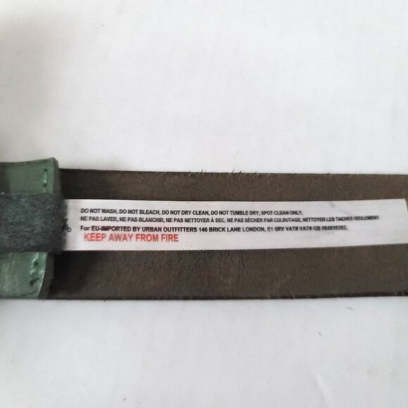 Free People Green Leather Belt w Ornate Oval Buckle M/L 1.5" W Artisan Boho NWOT - Picture 6 of 7